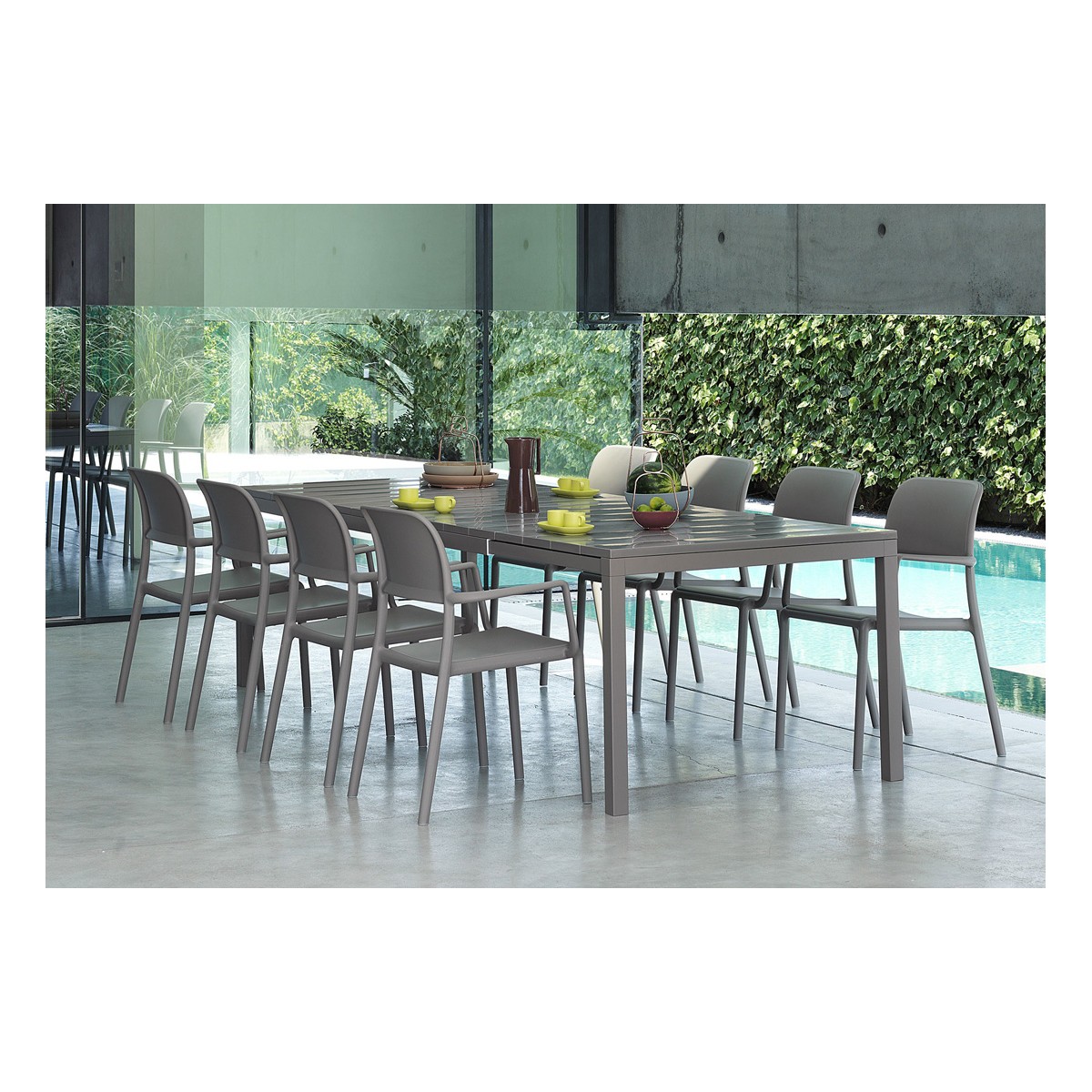 Set tavolo Rio 210 colore tortora allungato misura 100 x 280 x h76 con 8 sedie Riva