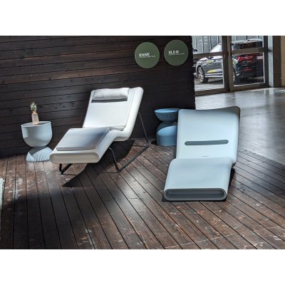 lettino Esse colori standard perla (PRL) con telaio e colore acquamarina (AQM) senza telaio