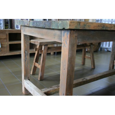 particolare tavolo Old Wood